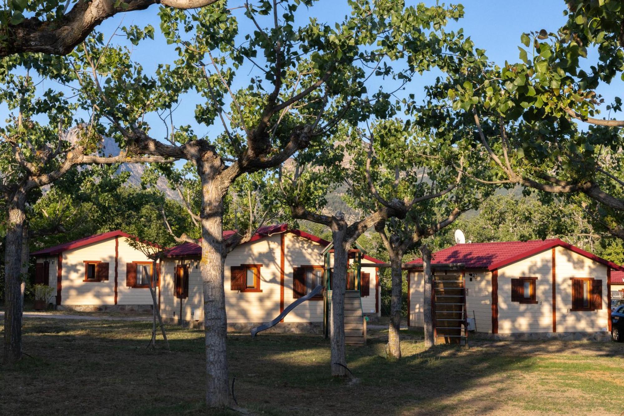 Bungalowpark Isabena La Puebla de Roda Zewnętrze zdjęcie